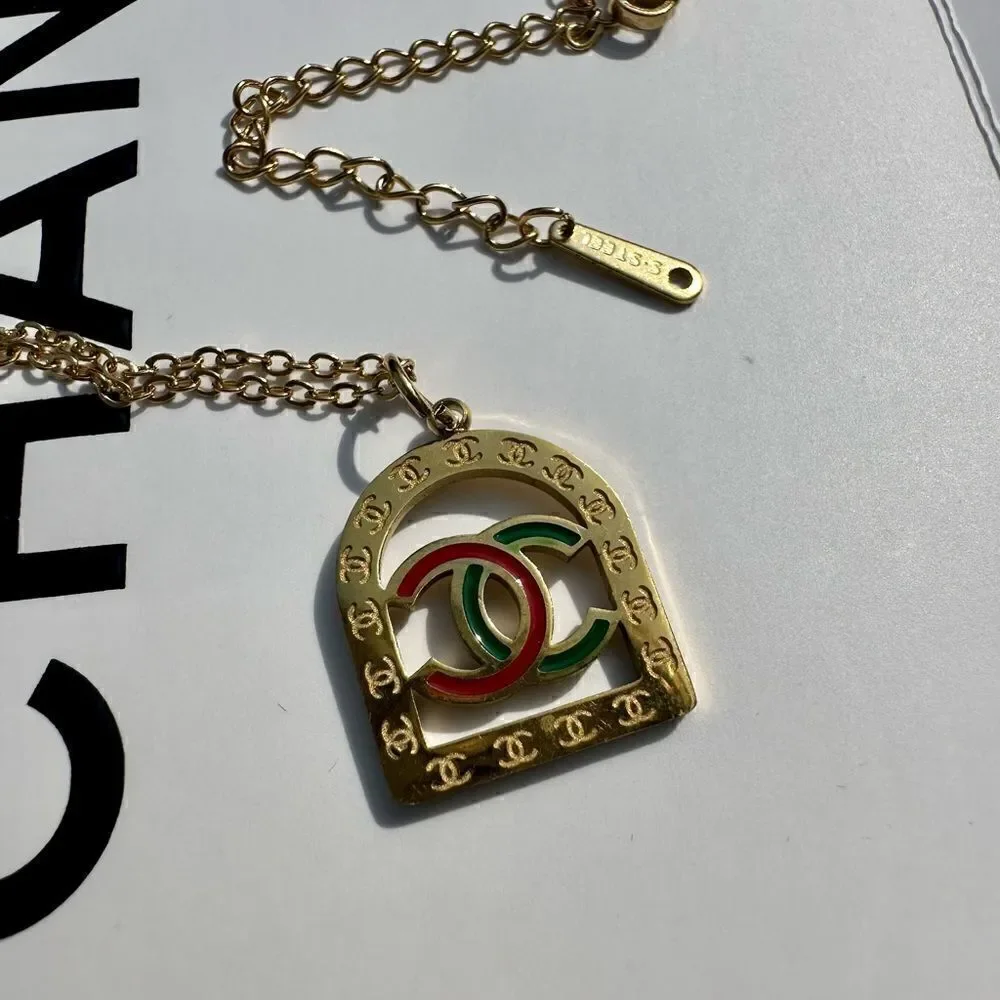 Bundle of earrings and chain